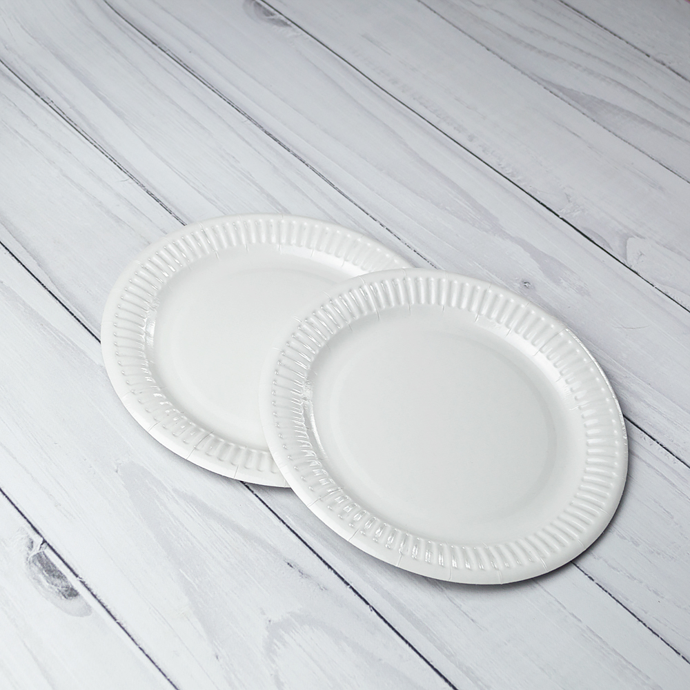 Бумажная тарелка 18 см Белая Ламинированная. 1200 шт/ящ